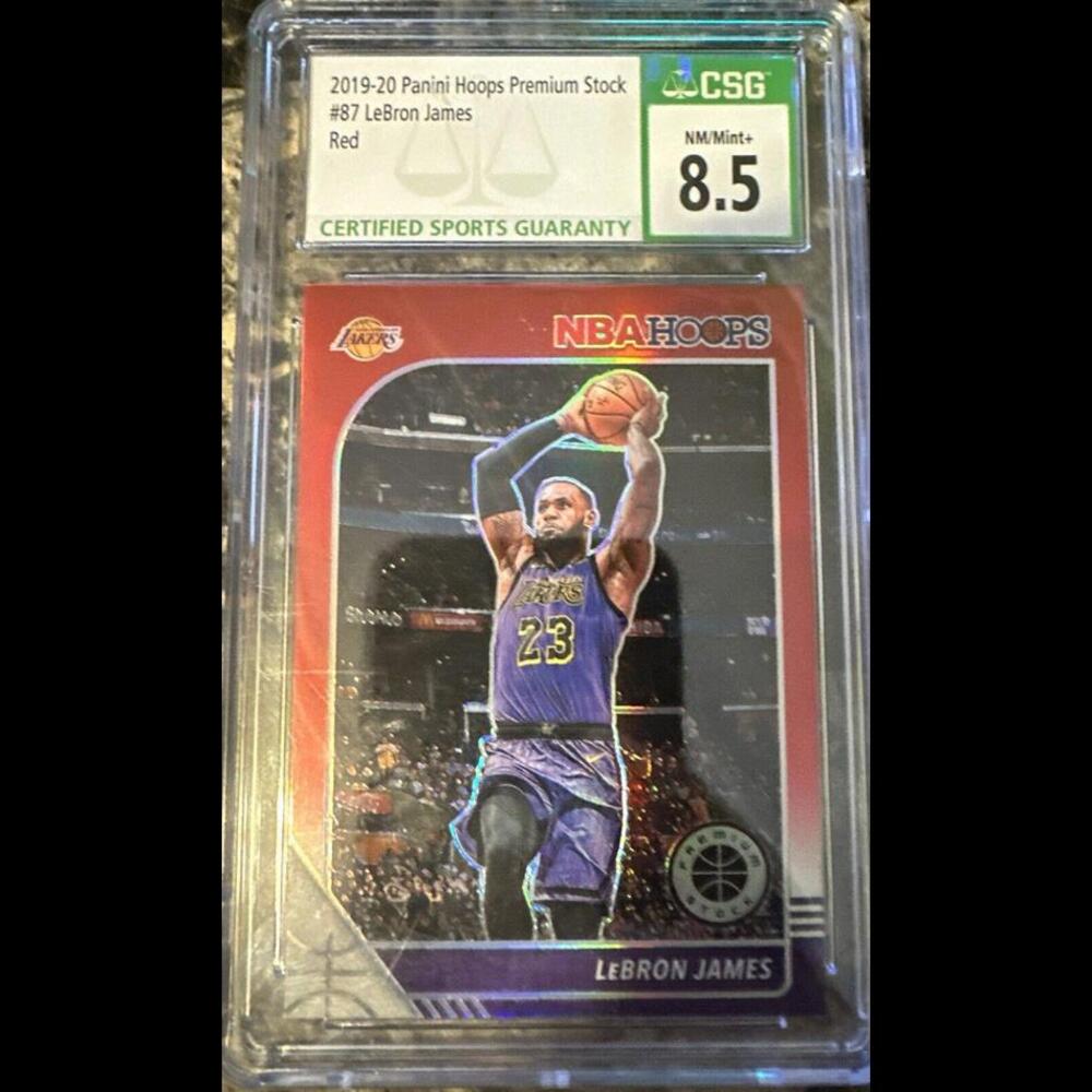 2019-2020 Hoops Premium Stock Prizms Red Flash Lebron James Csg Graded 8.5